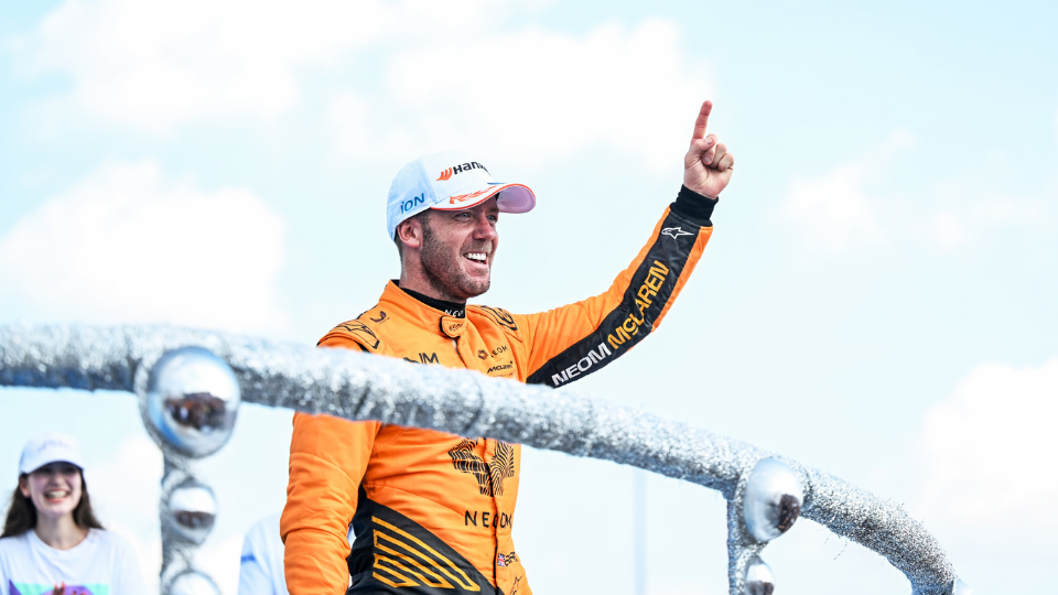 SAM BIRD SEALS NEOM McLAREN’S FIRST WIN WITH LAST-GASP STUNNER IN SÃO PAULO